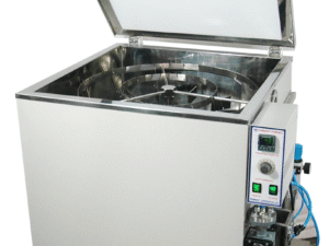HUMIDITY CABINET FOR PROTECTION BY METAL PRESERVATIVES